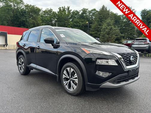 Super Black 2023 Nissan Rogue SV