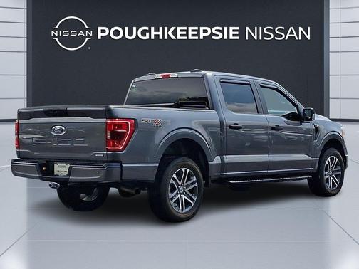 Carbonized Gray Metallic 2022 Ford F-150 XL