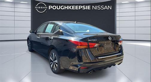 2020 Nissan Altima 2.5 SV