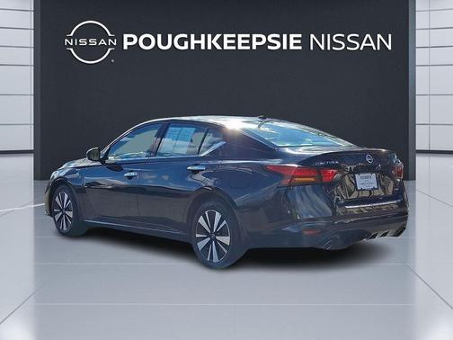 2020 Nissan Altima 2.5 SV