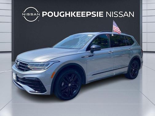 2022 Volkswagen Tiguan 2.0T SE R-Line Black 4MOTION