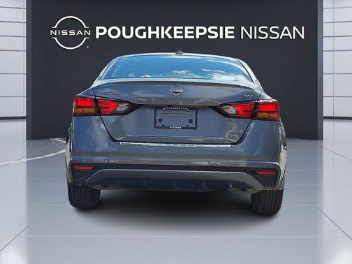 Gun Metallic 2023 Nissan Altima 2.5 SV