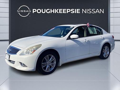 2013 INFINITI G37x Base