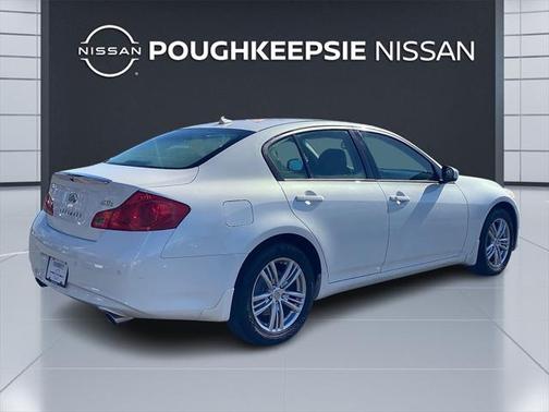 2013 INFINITI G37x Base