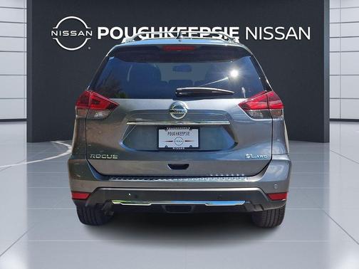 Gun Metallic 2020 Nissan Rogue SL