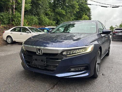 Obsidian Blue Pearl 2018 Honda Accord Touring