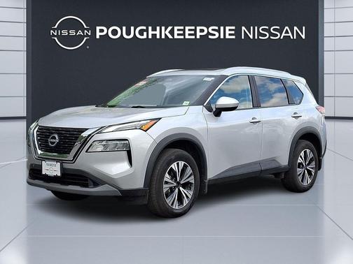 Brilliant Silver Metallic 2023 Nissan Rogue SV