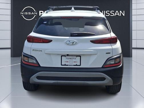 Lunar White 2023 Hyundai KONA SEL