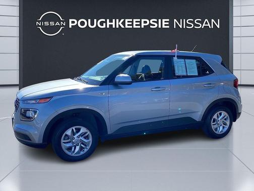 2023 Hyundai VENUE SE