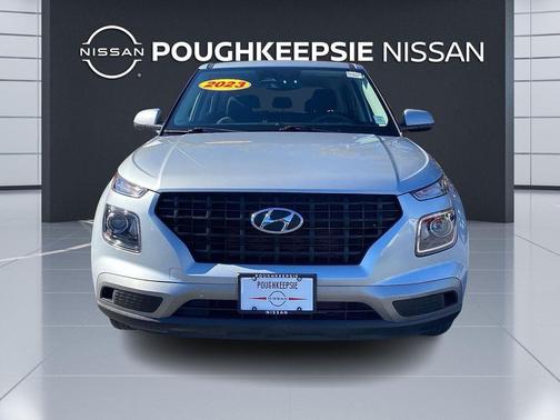 2023 Hyundai VENUE SE