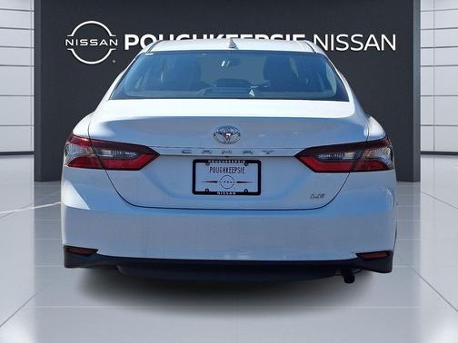 Ice Cap 2023 Toyota Camry LE