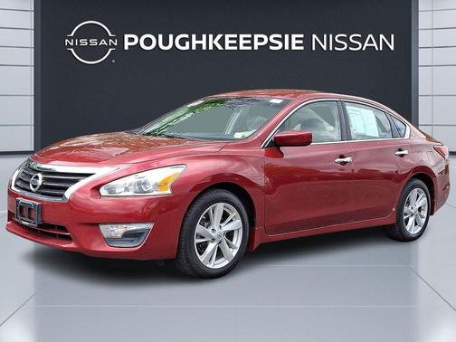 Cayenne Red Metallic 2013 Nissan Altima 2.5 SV