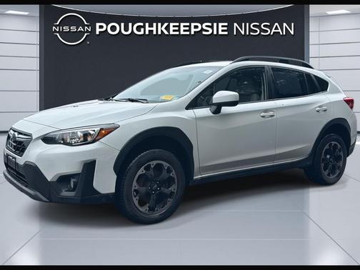 Crystal White Pearl 2023 Subaru Crosstrek Premium