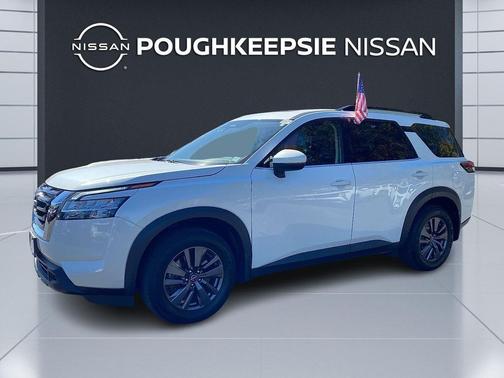 2022 Nissan Pathfinder SV 4WD