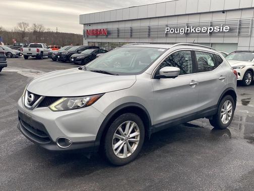 2017 Nissan Rogue Sport SV
