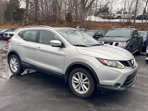 2017 Nissan Rogue Sport SV