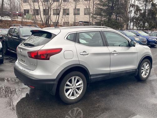 2017 Nissan Rogue Sport SV
