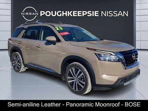 2023 Nissan Pathfinder Platinum 4WD