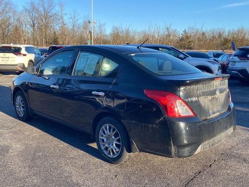 2019 Nissan Versa 1.6 SV