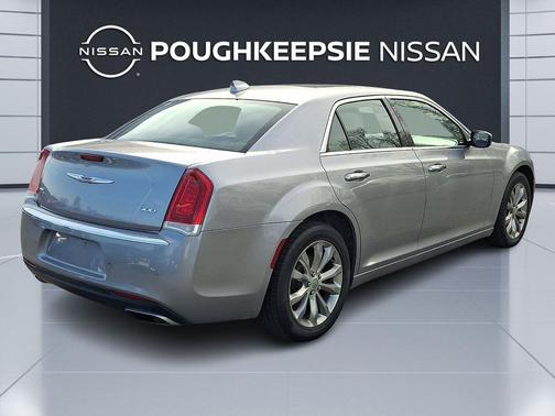 2018 Chrysler 300 Limited