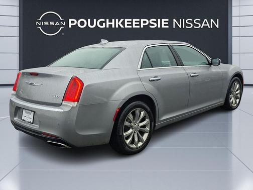 2018 Chrysler 300 Limited