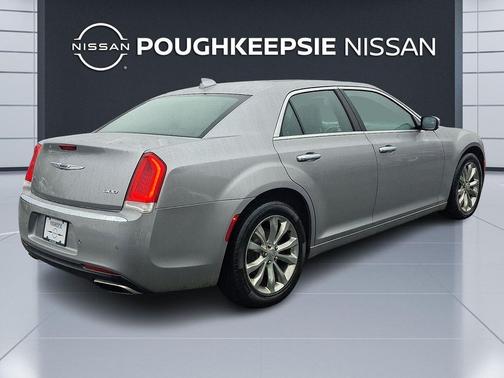 2018 Chrysler 300 Limited