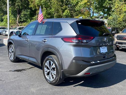 2021 Nissan Rogue SV
