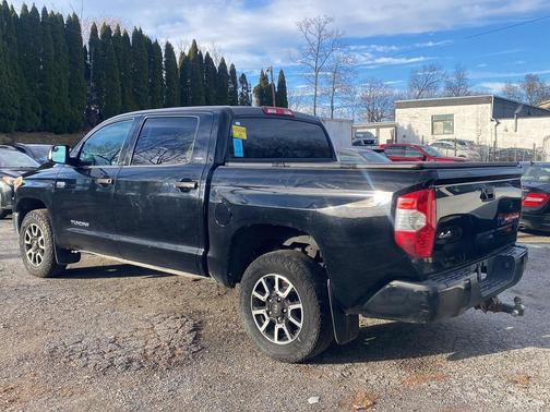 2016 Toyota Tundra SR5