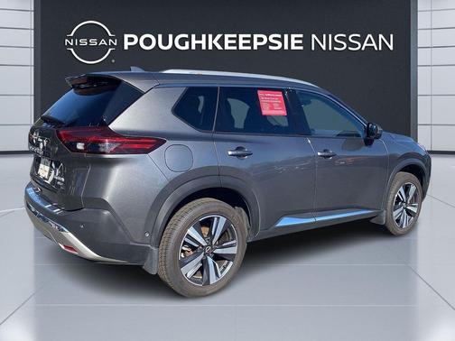 2022 Nissan Rogue Platinum