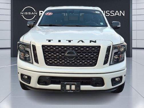 2019 Nissan Titan SL