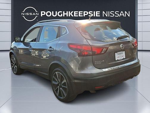 2017 Nissan Rogue Sport SL