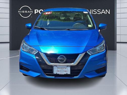 Electric Blue Metallic 2020 Nissan Versa 1.6 SV