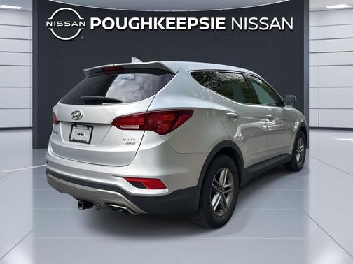 Sparkling Silver 2017 Hyundai Santa Fe Sport 2.4L