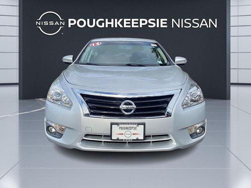 2014 Nissan Altima 2.5 SV