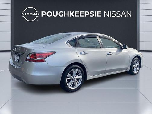 2014 Nissan Altima 2.5 SV