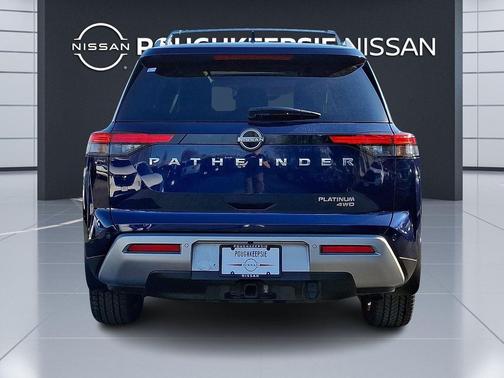 Deep Ocean Blue Pearl 2022 Nissan Pathfinder Platinum 4WD