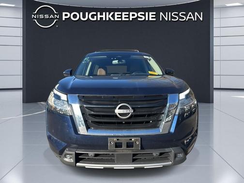 Deep Ocean Blue Pearl 2022 Nissan Pathfinder Platinum 4WD