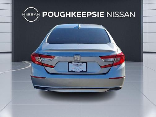 GY042026 2018 Honda Accord LX