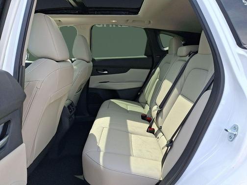 Everest White Pearl Tricoat 2026 Nissan Murano SL