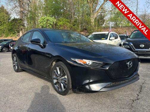 Jet Black Mica 2023 Mazda Mazda3 FWD w/Preferred Package