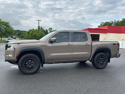 Baja Storm 2023 Nissan Frontier PRO-4X