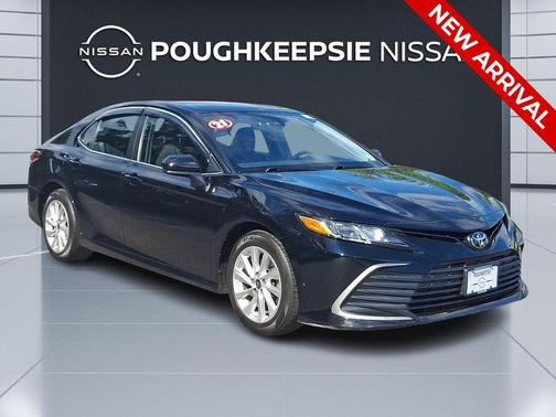 Midnight Black Metallic 2021 Toyota Camry LE
