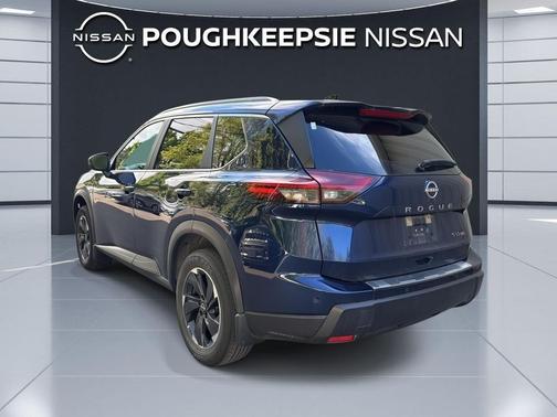 Deep Ocean Blue Pearl 2024 Nissan Rogue SV