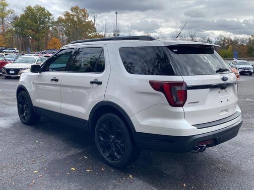 2019 Ford Explorer Sport