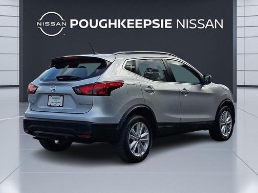 Brilliant Silver Metallic 2019 Nissan Rogue Sport SV
