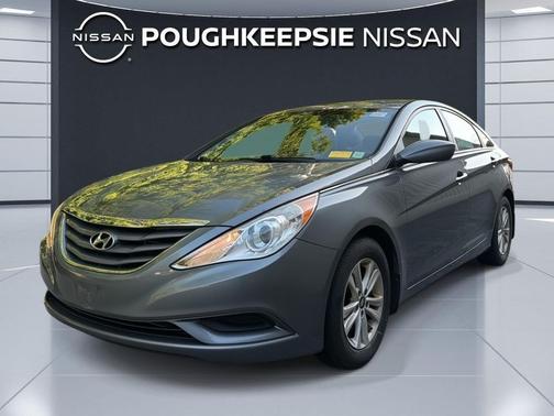 Harbor Gray Metallic 2012 Hyundai SONATA GLS
