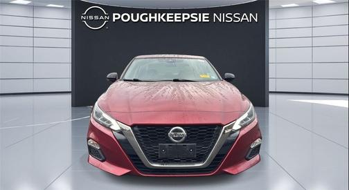 2020 Nissan Altima SR FWD