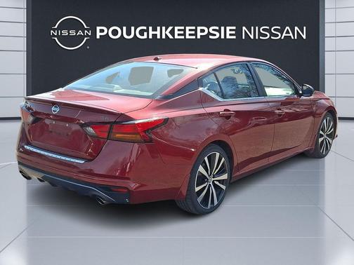 Scarlet Ember Tintcoat 2020 Nissan Altima SR FWD