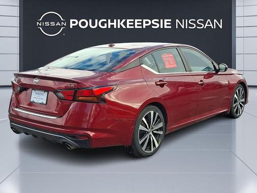 2020 Nissan Altima SR FWD