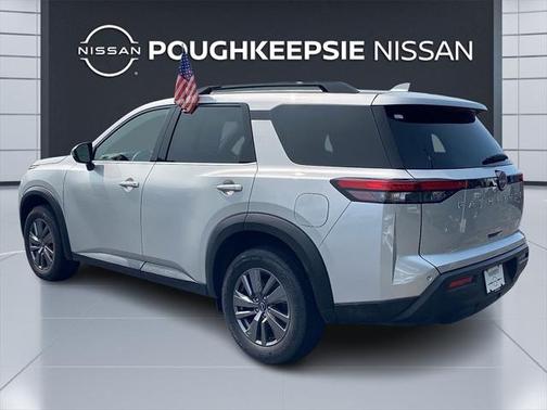 2025 Nissan Pathfinder SV 4WD